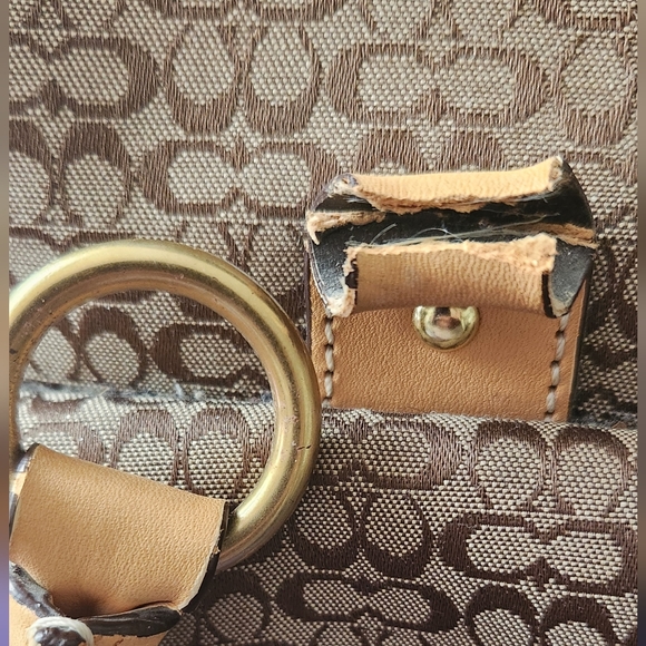 Coach Brown and Tan Large Signature Laptop bag (NEEDS  MINOR HANDLE REPAIR) - Picture 15 of 16